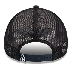 New York Yankees Stacked A-Frame Trucker 9FORTY Adjustable Hat - White/Navy | New Era
