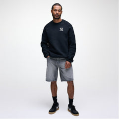 New York Yankees Tech Fleece Raglan Sweatshirt - Black | Nike