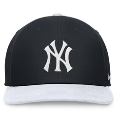 New York Yankees Two-Tone Snapback Hat - Navy/White | Nike