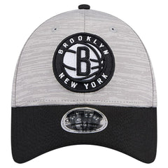 Brooklyn Nets Active Digi-Tech Two-Tone 9FORTY Adjustable Hat - Heather Gray/Black | New Era shop