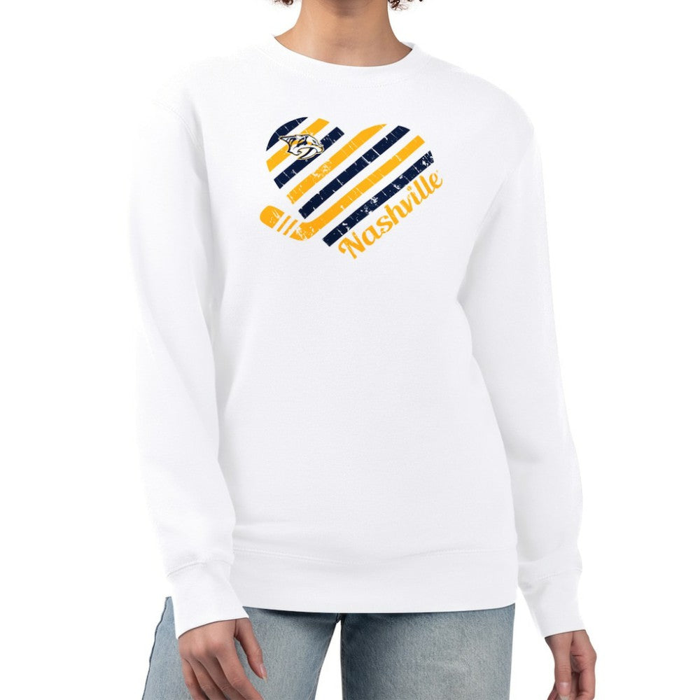 Nashville Predators G-III 4Her by Carl Banks Women's Heart Graphic Pullover Sweatshirt