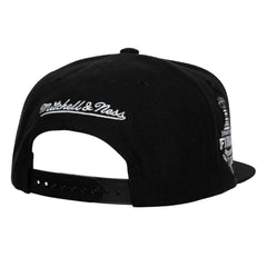 Boston Bruins Mitchell & Ness Core Top Spot Snapback Hat