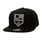Los Angeles Kings Mitchell & Ness Core Top Spot Snapback Hat