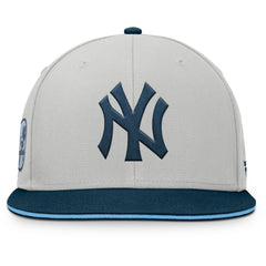 New York Yankees Knuckleball Snapback Hat - Gray