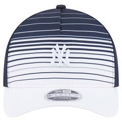 New York Yankees Gradient 9FORTY M-Crown Adjustable Hat - Navy | New Era