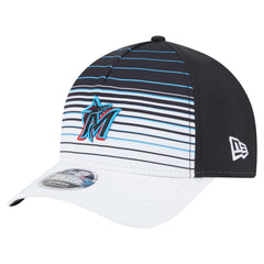 Miami Marlins Gradient 9FORTY M-Crown Adjustable Hat - Black | New Era