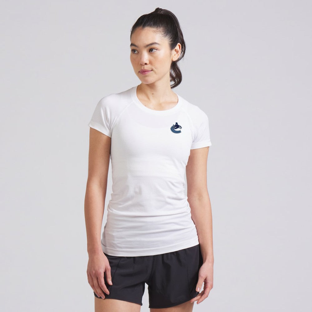 Vancouver Canucks lululemon Women's Swiftly Tech Short-Sleeve Shirt 2.0