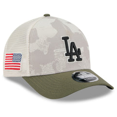 Los Angeles Dodgers 2025 Armed Forces Day 9FORTY M-Crown A-Frame Adjustable Hat - Light Beige/Olive | New Era