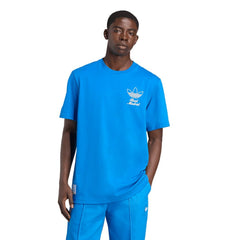 Real Madrid Terrace Icons Collection Graphic T-Shirt / Soccer Discount