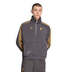 Manchester United Terrace Icons Half-Zip Jacket / Soccer Online