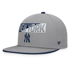 New York Yankees Punchout Snapback Hat - Gray