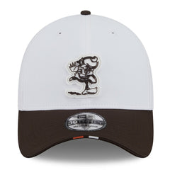 NFL Cleveland Browns 2025 NFL Training Camp Throwback Logo 39THIRTY Flex Hat