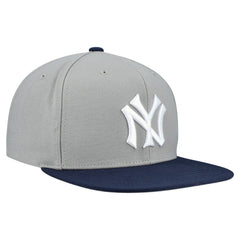 New York Yankees Cooperstown Collection Basic Flip Snapback Hat - Gray | Mitchell & Ness