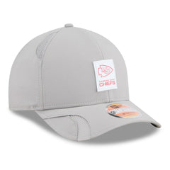 NFL Kansas City Chiefs 2025 Sideline M-Crown 9FORTY Adjustable Hat