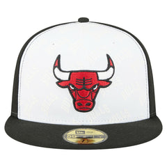 Chicago Bulls Repeat 59Fifty Fitted Hat - White/Black | New Era shop