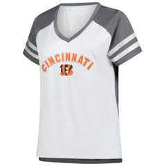 NFL Cincinnati Bengals Joe Burrow Women's Plus Size Bling V-Neck T-Shirt