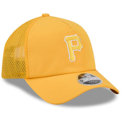 Pittsburgh Pirates 2026 Batting Practice Apex 9FORTY Adjustable Trucker Hat - Gold | New Era