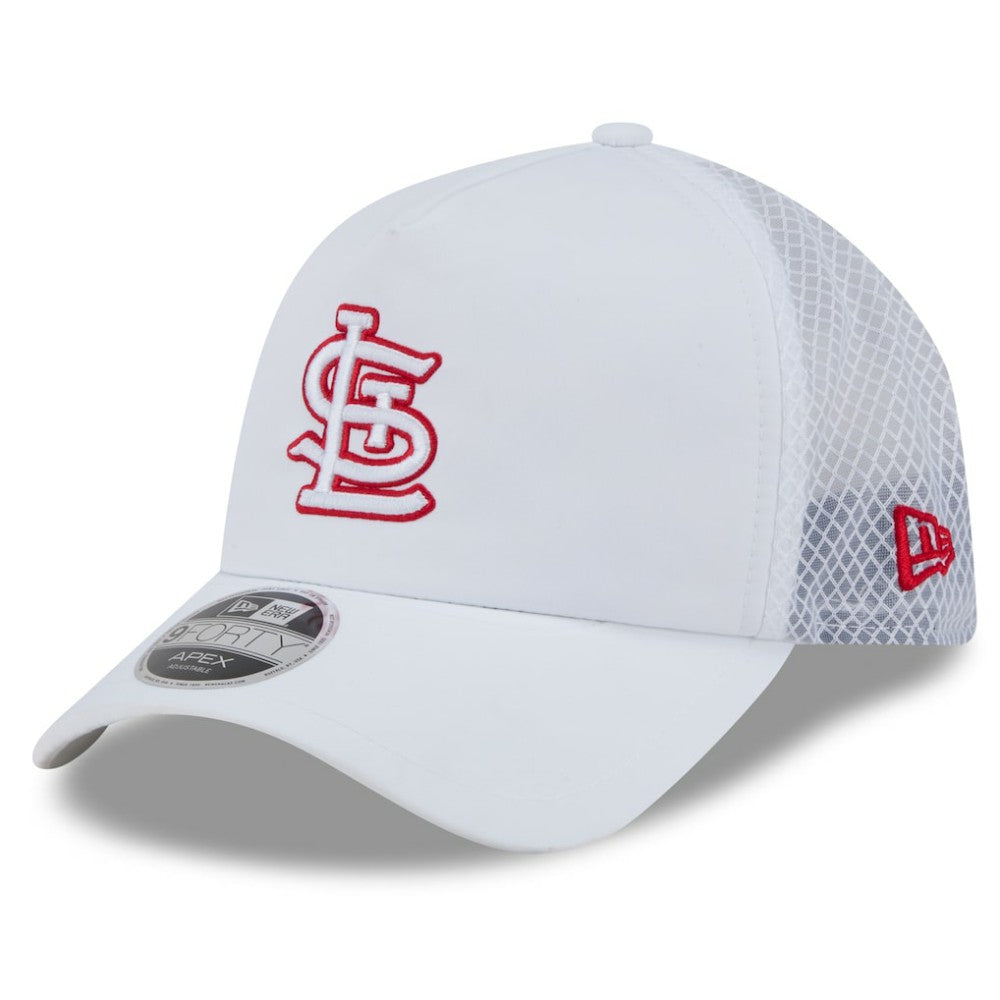 St. Louis Cardinals 2026 Batting Practice Apex 9FORTY Adjustable Trucker Hat - White | New Era