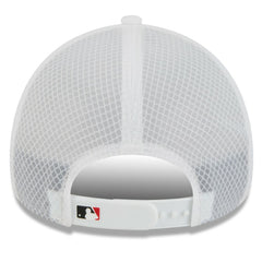 Cincinnati Reds 2026 Batting Practice Apex 9FORTY Adjustable Trucker Hat - White | New Era