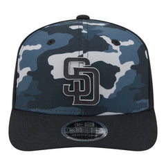 San Diego Padres Tonal Camo 9SEVENTY Stretch-Snap Hat - Black | New Era