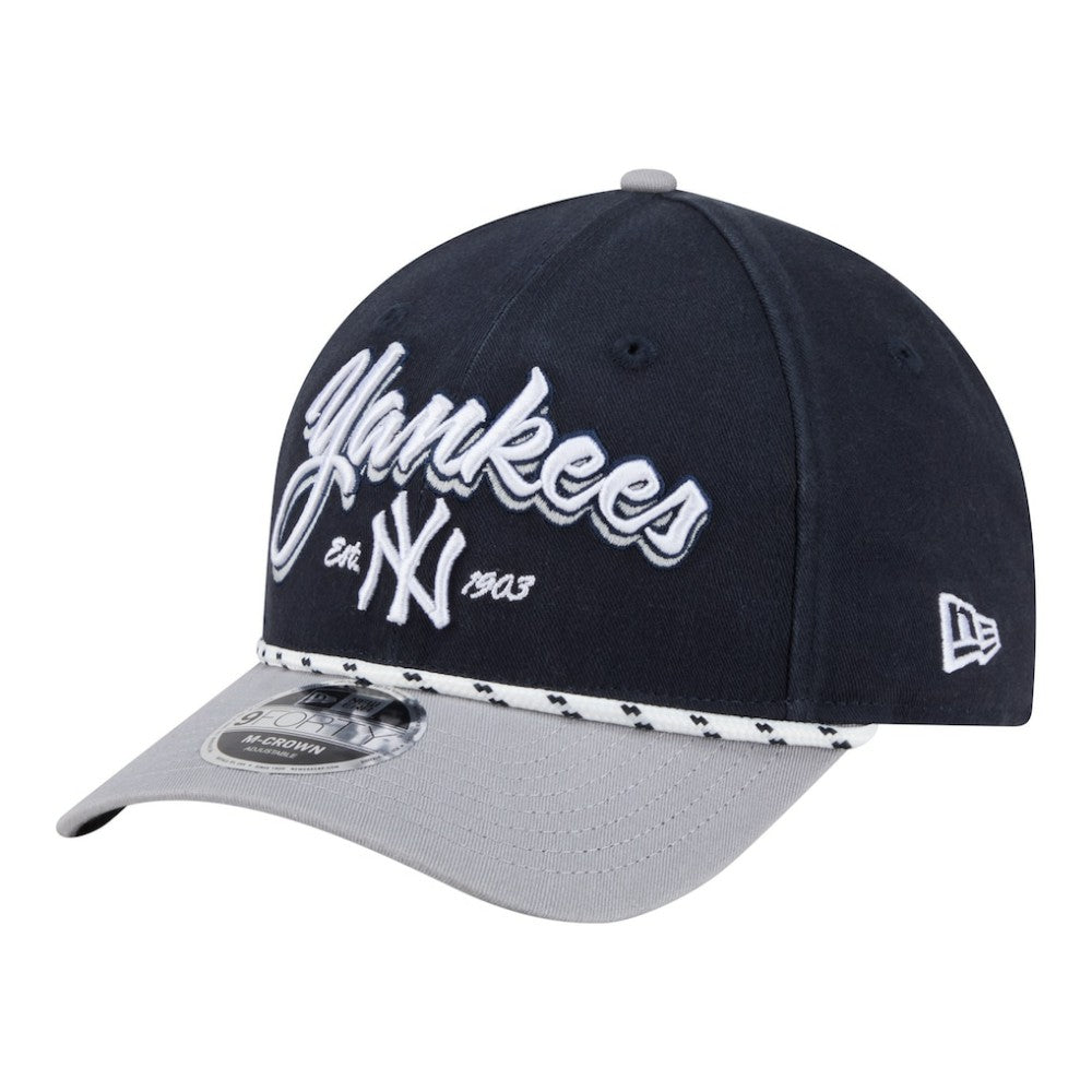 New York Yankees Team Loyal 9FORTY M-Crown Adjustable Hat - Navy/Gray | New Era