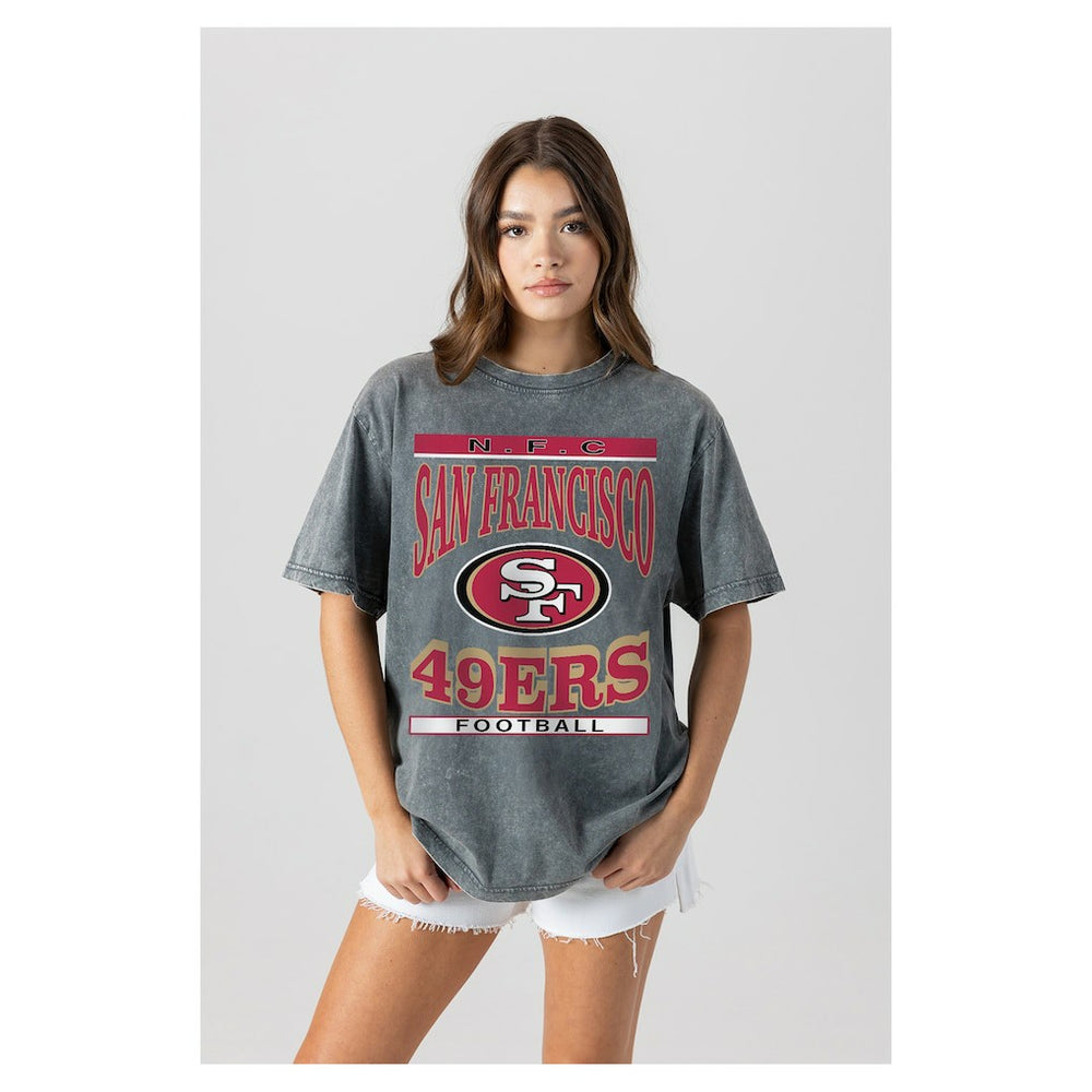 NFL San Francisco 49ers Gameday Couture Women's Oversized Classic Grind Washed T-Shirt