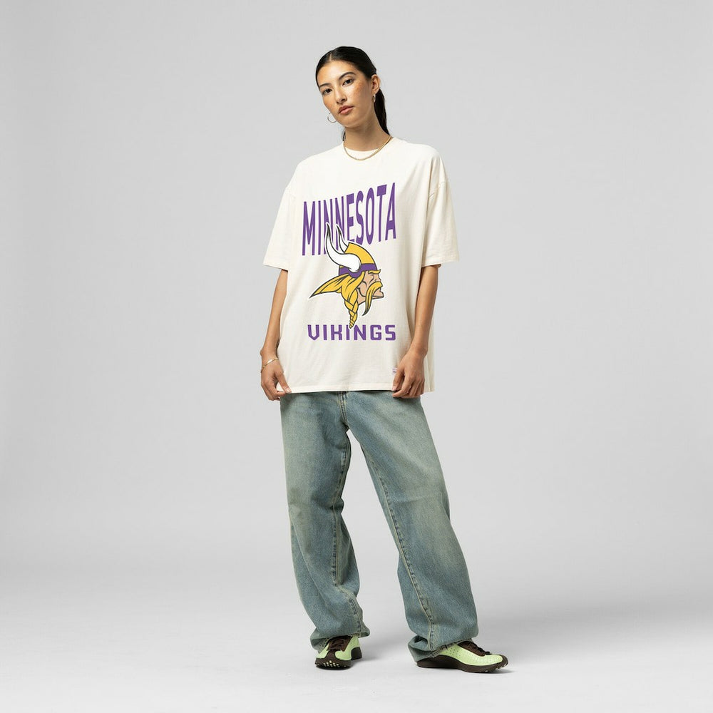 NFL Minnesota Vikings Women's Logo Rise Boyfriend T-Shirt