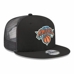 New York Knicks Core Logo Meshback 9FIFTY Snapback Hat - Black | New Era on sale
