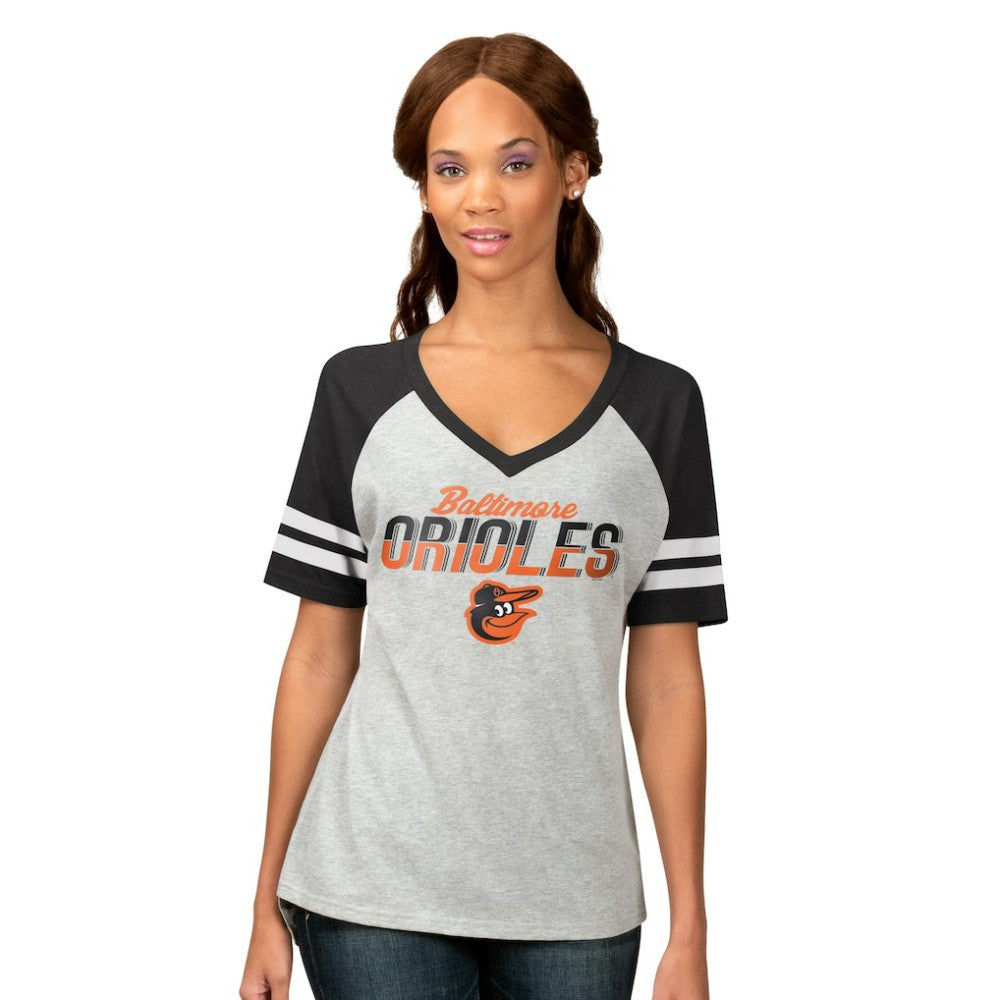 Baltimore Orioles G-III 4Her by Carl Banks Women's Goal Line Raglan V-Neck T-Shirt - Heather Gray