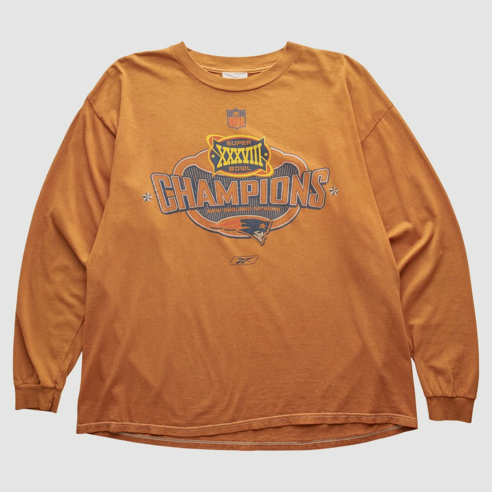 NFL New England Patriots Reebok 2004 Long Sleeve T-shirt
