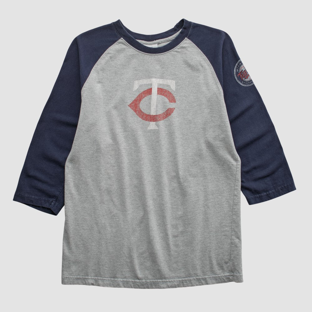 Minnesota Twins Majestic 2000s T-shirt - Heather Gray Vintage