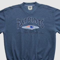 NFL New England Patriots Lee Apparel 90s Pullover Sweatshirt