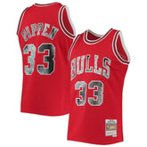 Scottie Pippen Chicago Bulls 1997/98 Hardwood Classics NBA 75th Anniversary Diamond Swingman Jersey sale - Red | Mitchell & Ness shop