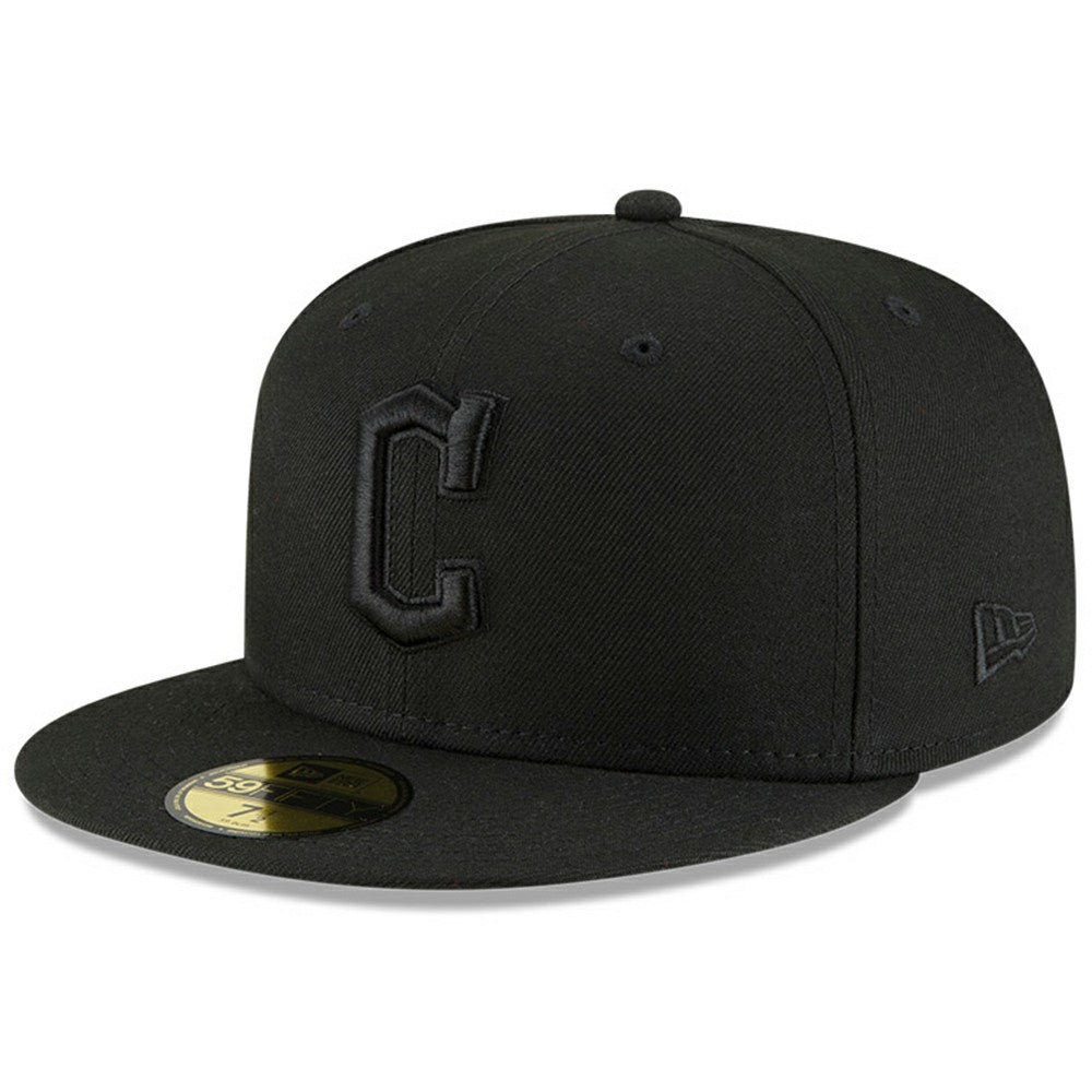 Cleveland Guardians 59FIFTY Fitted Hat - Black/Black | New Era