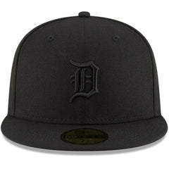 Detroit Tigers Black on Black 59FIFTY Fitted Hat | New Era