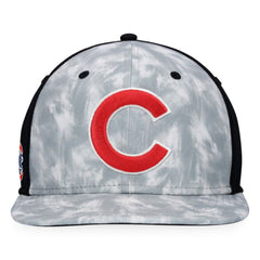Chicago Cubs Majestic Smoke Dye Snapback Hat - Gray