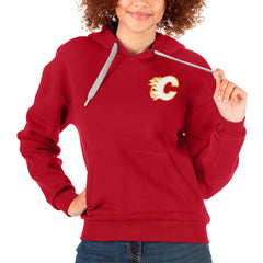 Calgary Flames Antigua Women's Victory Pullover Hoodie