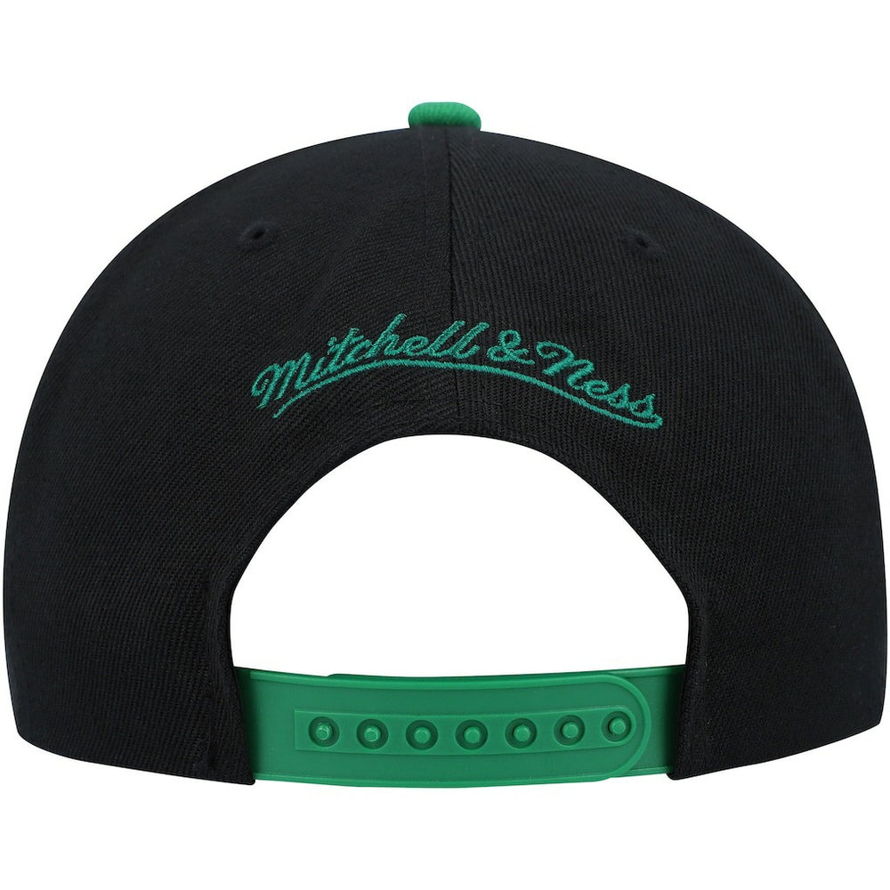Boston Celtics Side Core 2.0 Snapback Hat - Black/Green | Mitchell & Ness shop