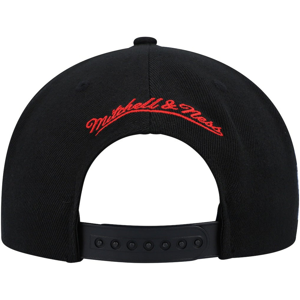 Chicago Bulls Side Core 2.0 Snapback Hat - Black | Mitchell & Ness discount