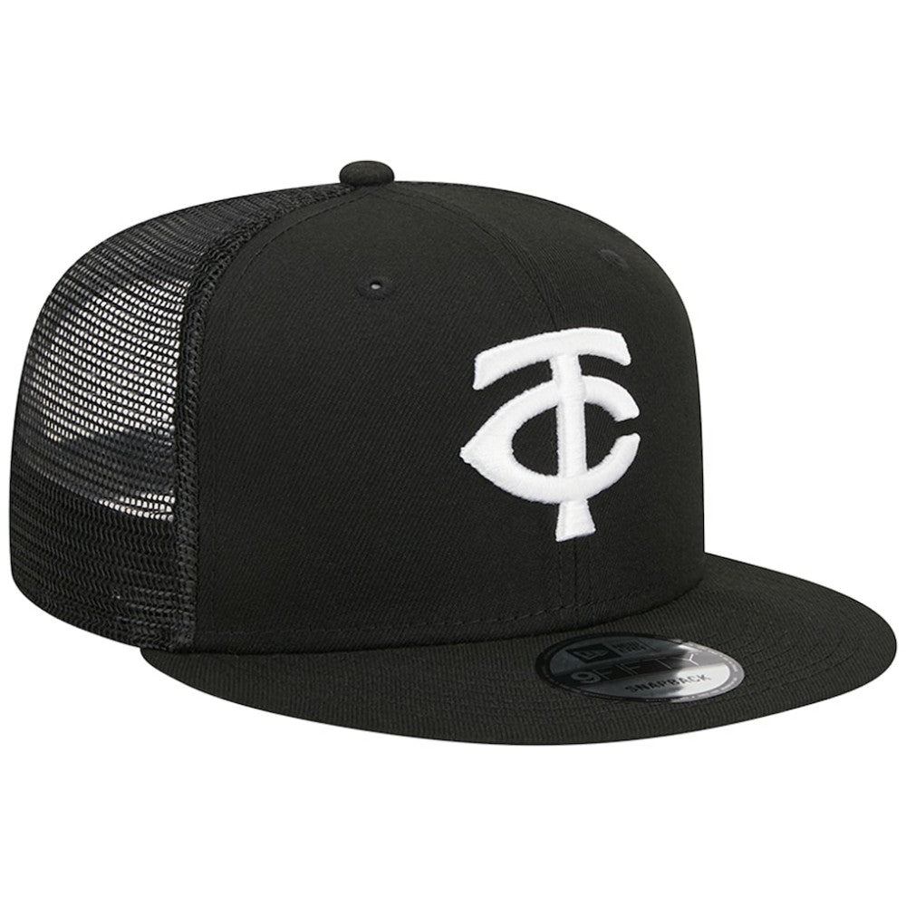 Minnesota Twins Trucker 9FIFTY Snapback Hat - Black | New Era