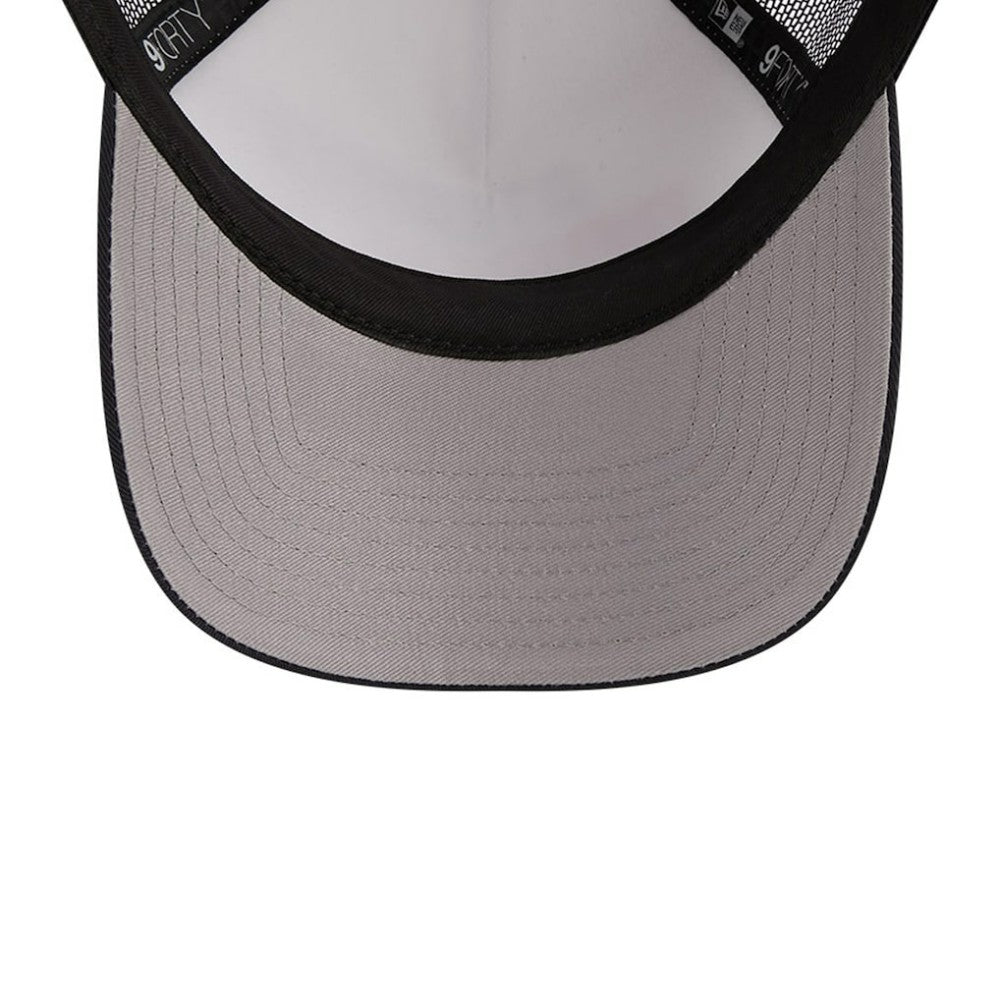 New York Yankees Stacked A-Frame Trucker 9FORTY Adjustable Hat - White/Navy | New Era