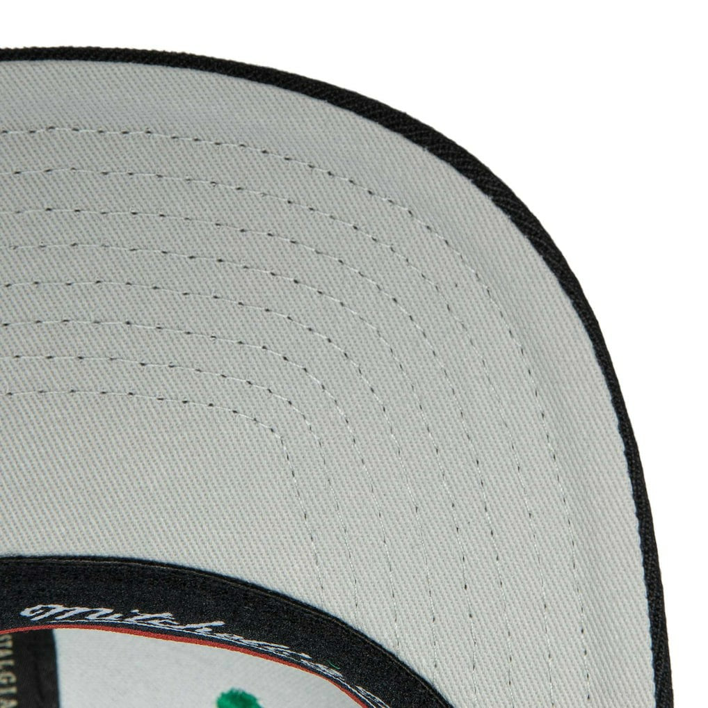 Boston Celtics MVP Team Two-Tone 2.0 Stretch-Snapback Hat - Kelly Green/Black | Mitchell & Ness on sale