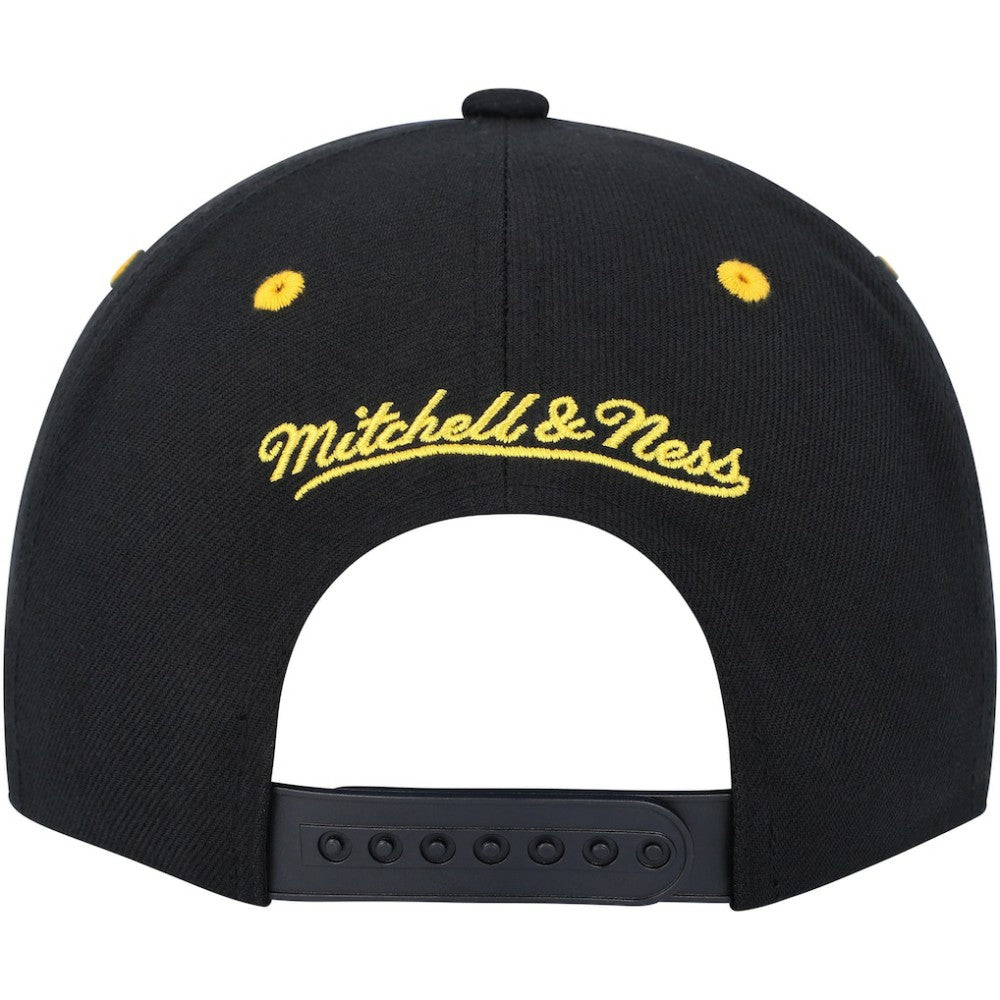 Boston Bruins Mitchell & Ness LOFI Pro Snapback Hat