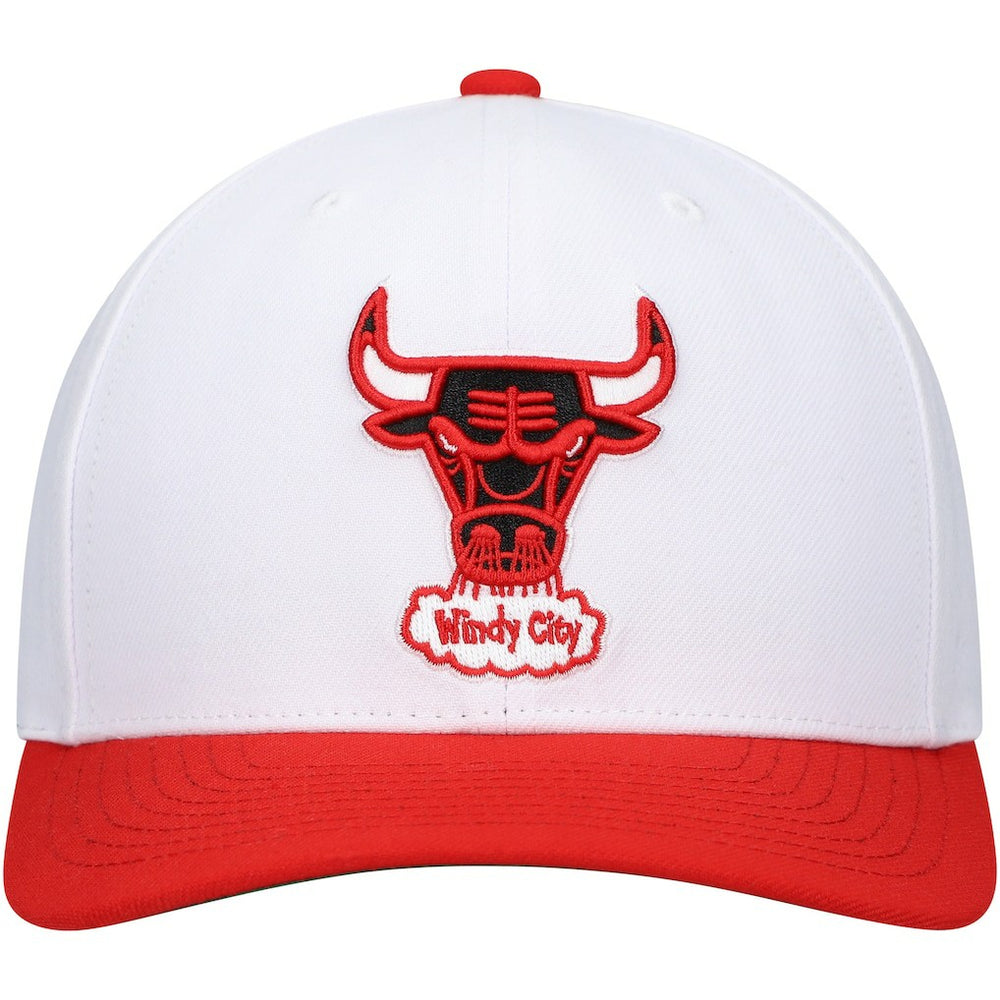 Chicago Bulls Hardwood Classics Core 2-Tone 2.0 Pro Snapback Hat - White/Red | Mitchell & Ness on sale