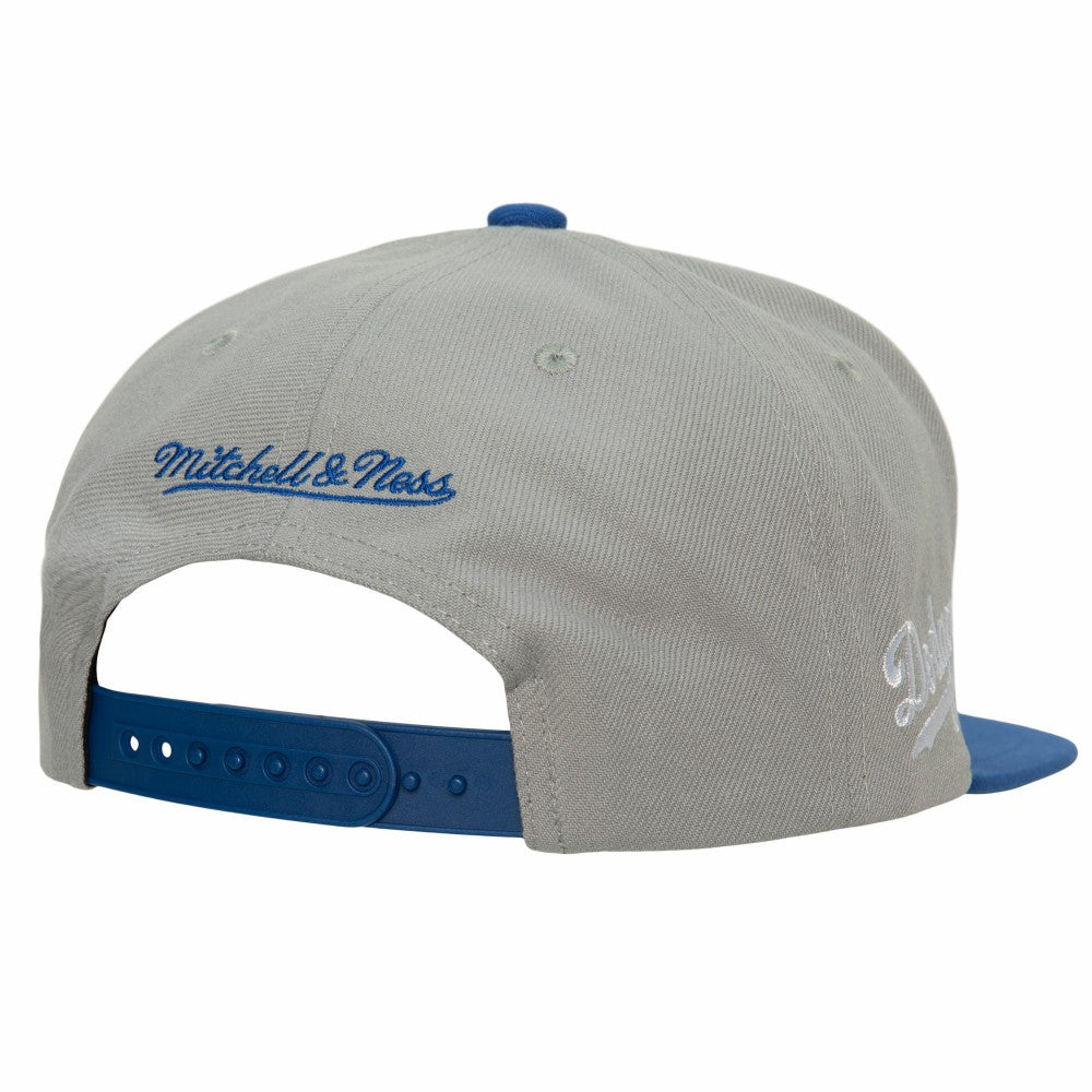 Los Angeles Dodgers Cooperstown Collection Away Snapback Hat - Gray | Mitchell & Ness