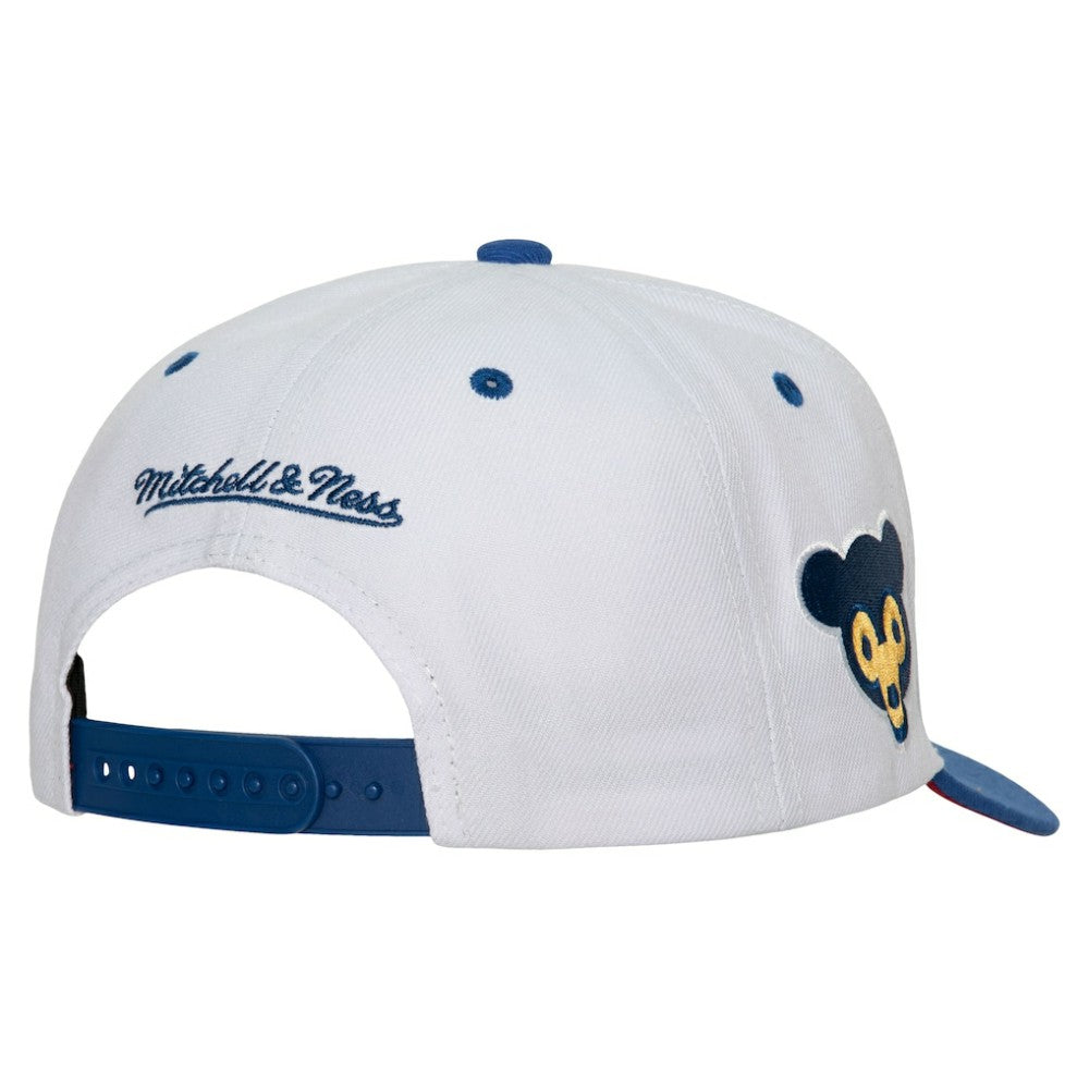 Chicago Cubs Cooperstown Collection Pro Crown Snapback Hat - White | Mitchell & Ness