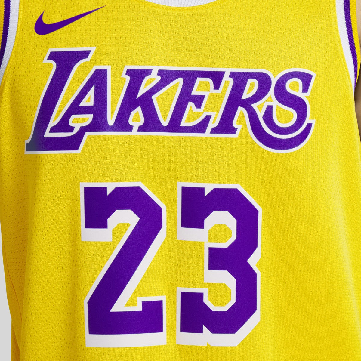 LeBron James Los Angeles Lakers Unisex Swingman Jersey - Icon Edition - Gold | Nike online