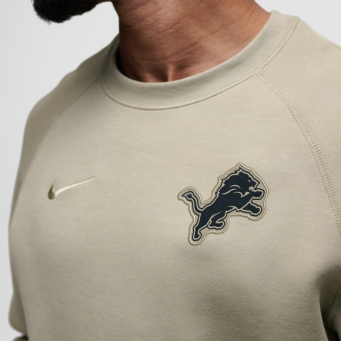 NFL Detroit Lions Tech Fleece Raglan Sweatshirt