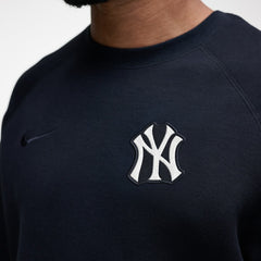 New York Yankees Tech Fleece Raglan Sweatshirt - Black | Nike