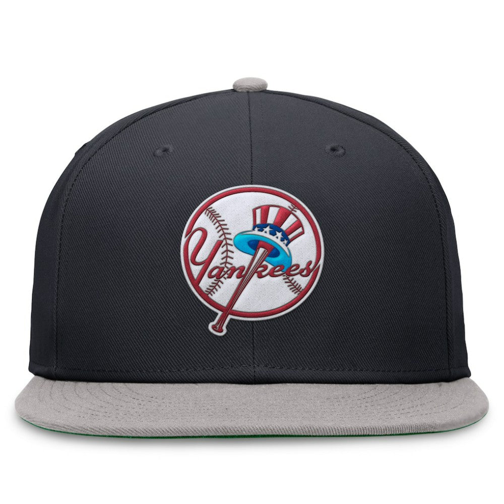 New York Yankees Rewind Cooperstown True Performance Fitted Hat - Navy/Gray | Nike